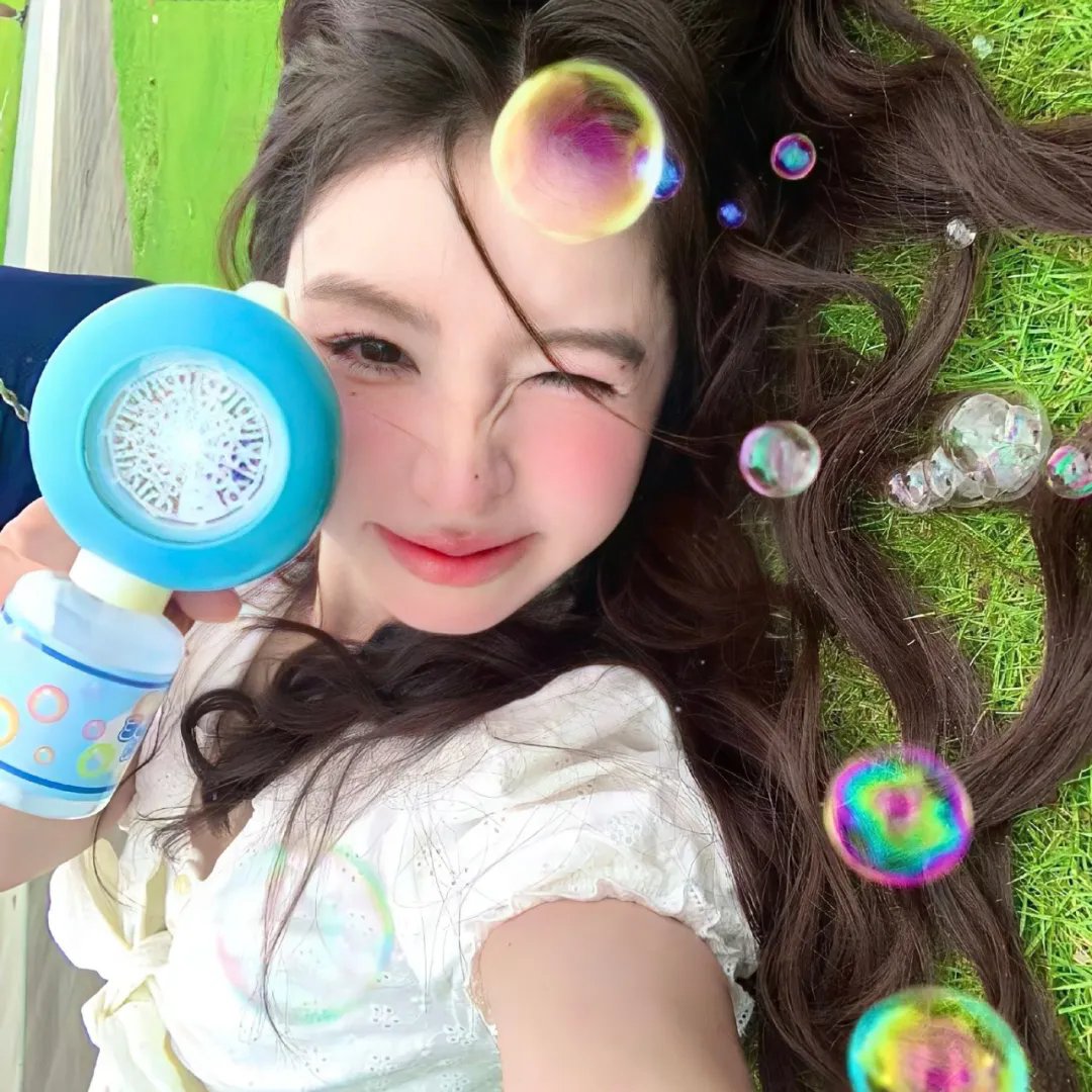 他朝那边走了